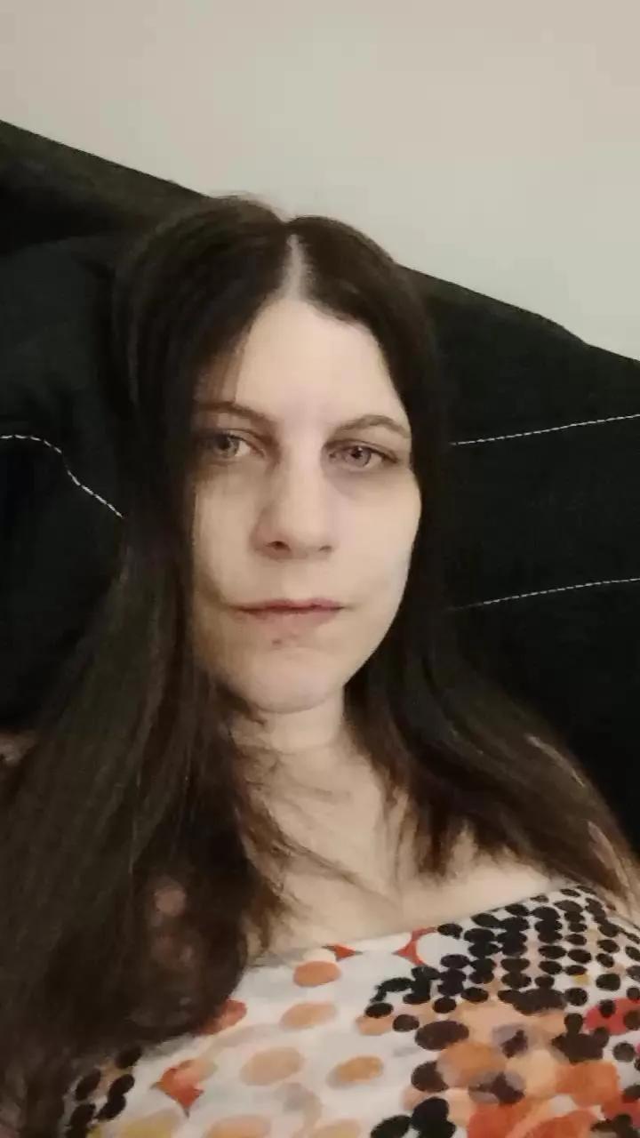 Freechat barbielacdescy4 on Cam4