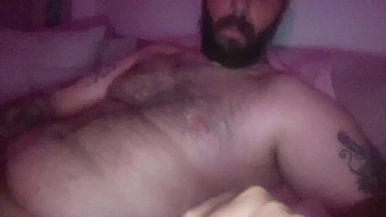 Offline bear3393 on Cam4