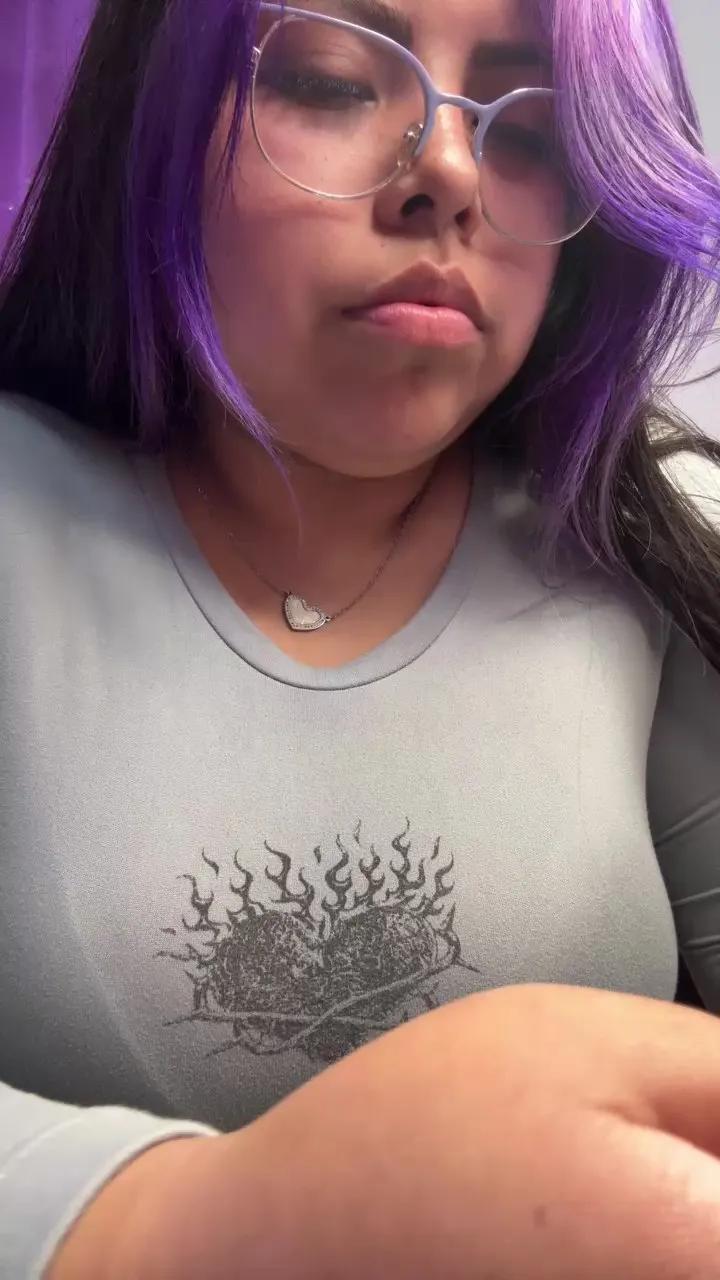 BoobGoddess1 on Cam4 