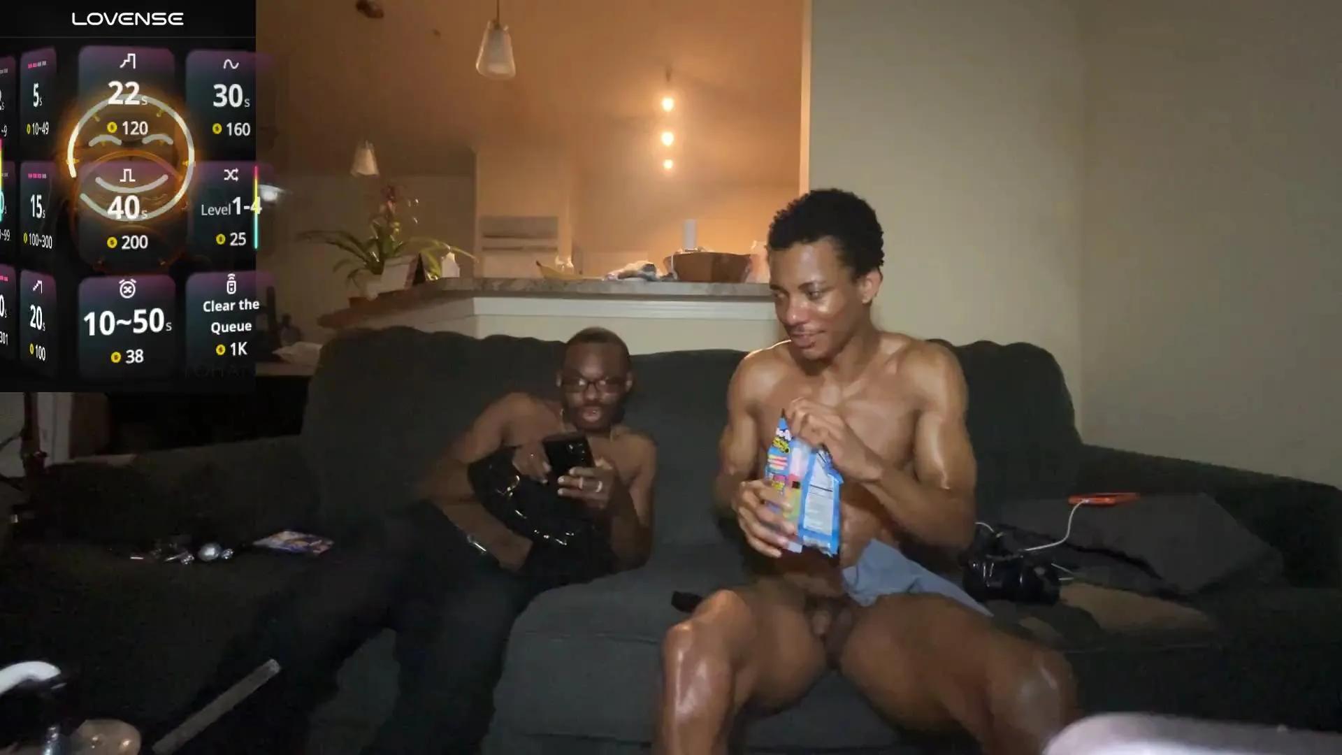 Breedme4free on Cam4 