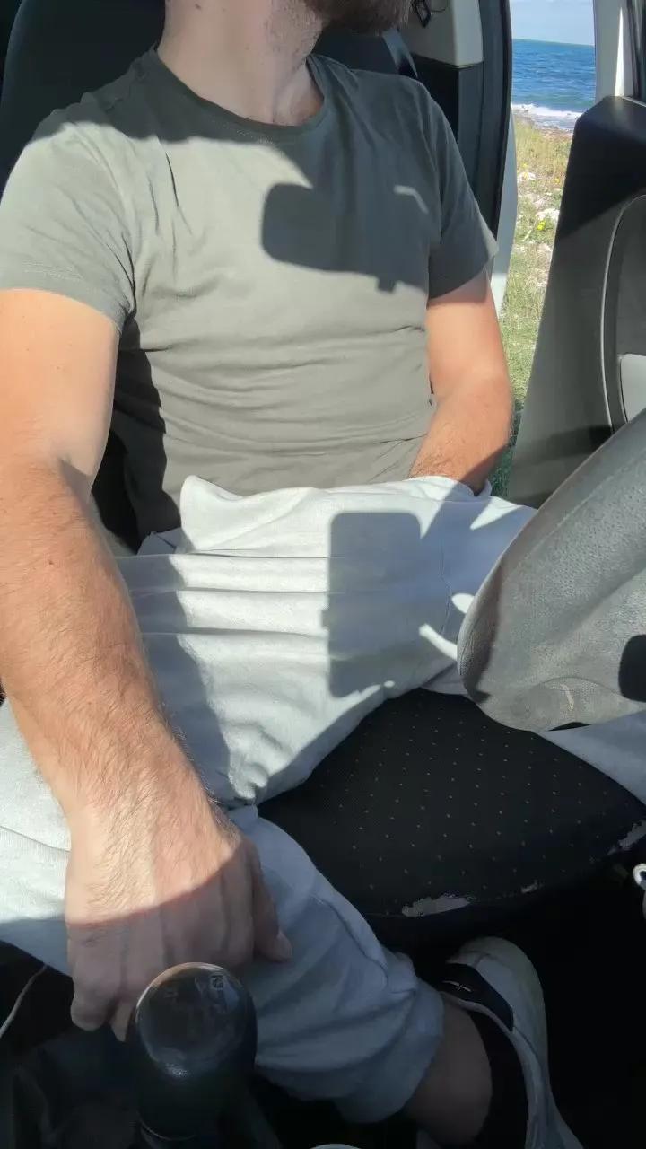 Offline callmeluis on Cam4