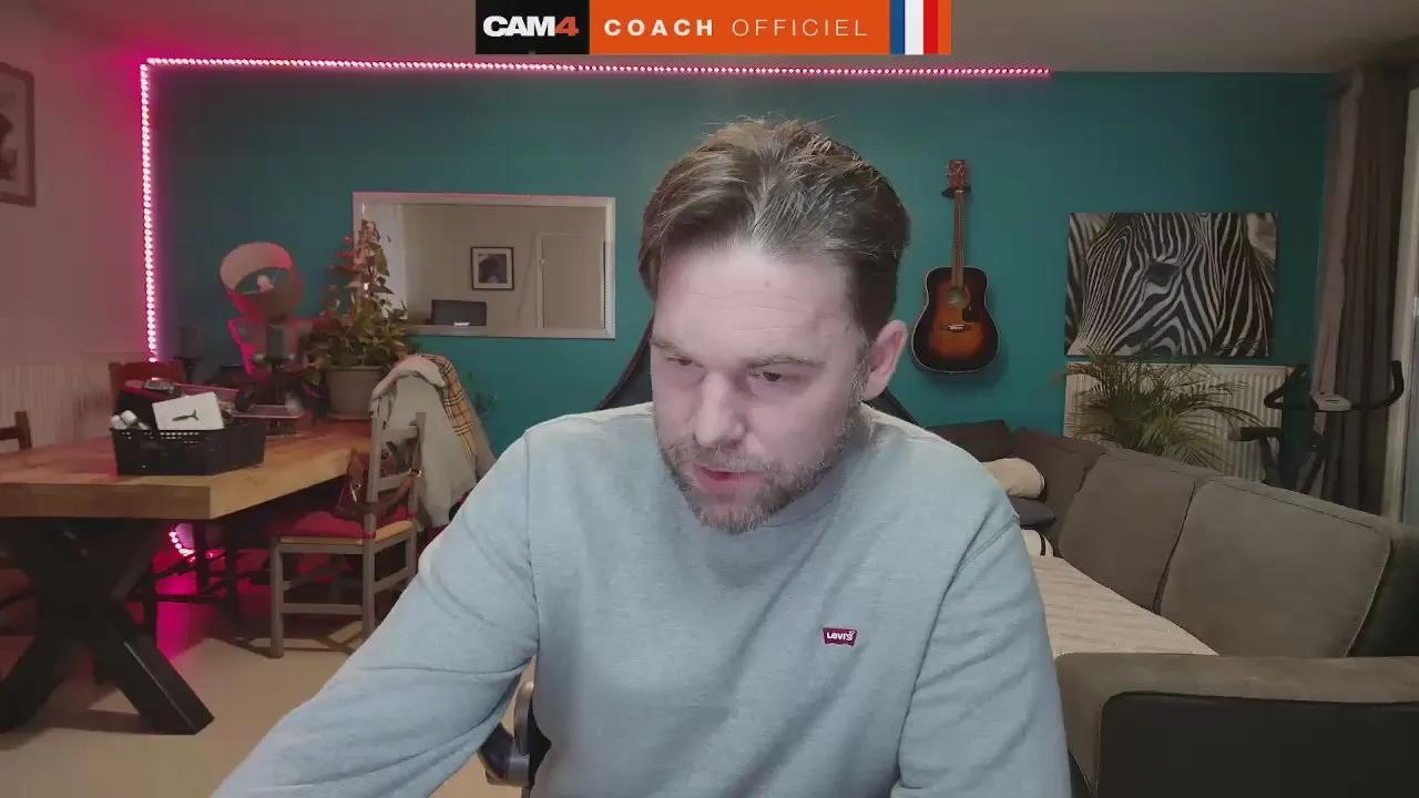 Offline cam4coachfrance on Cam4