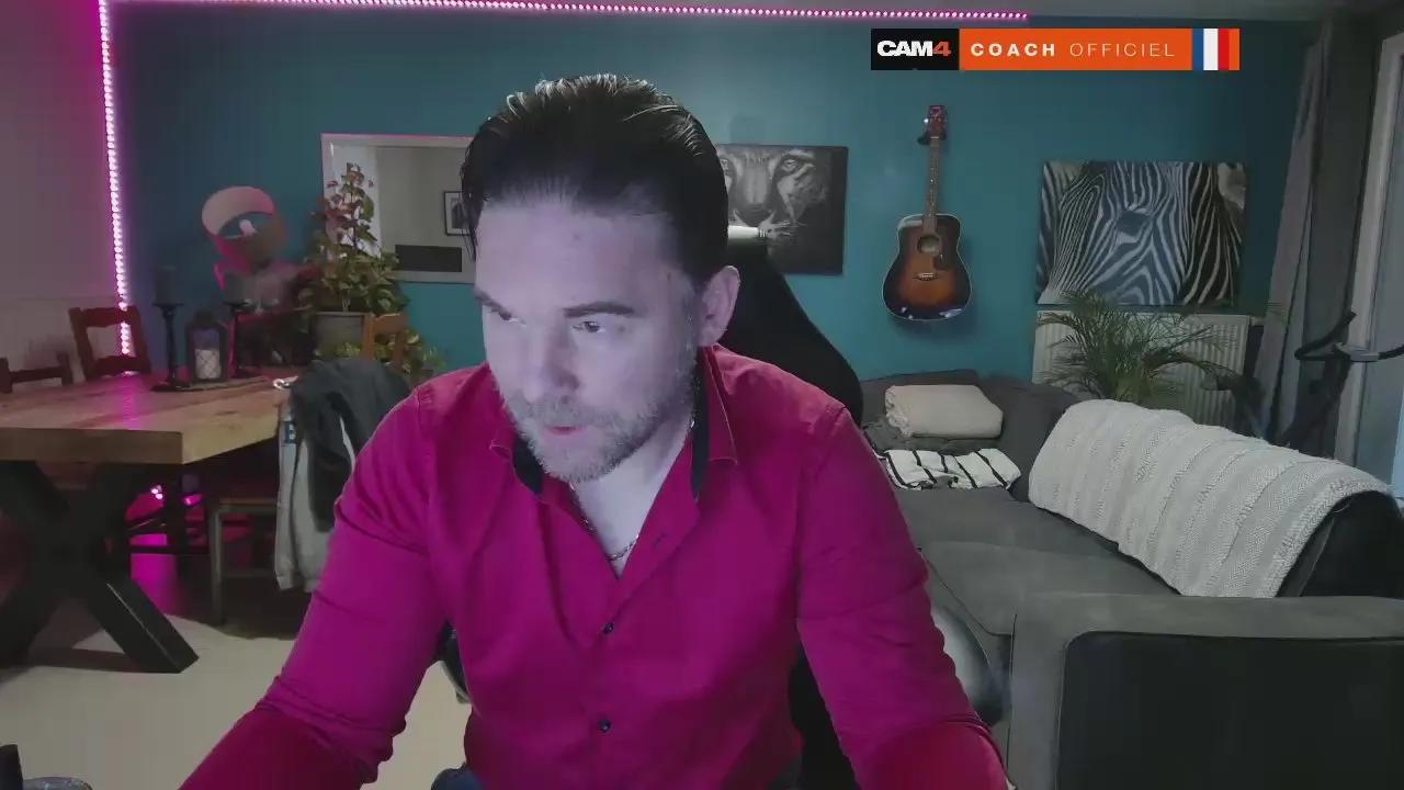 Offline cam4coachfrance on Cam4