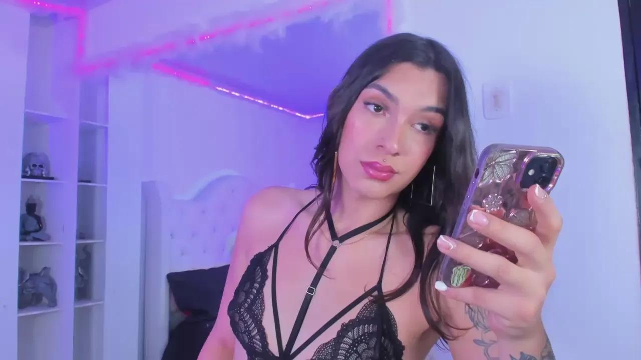 Offline Camila_Rojas on Cam4