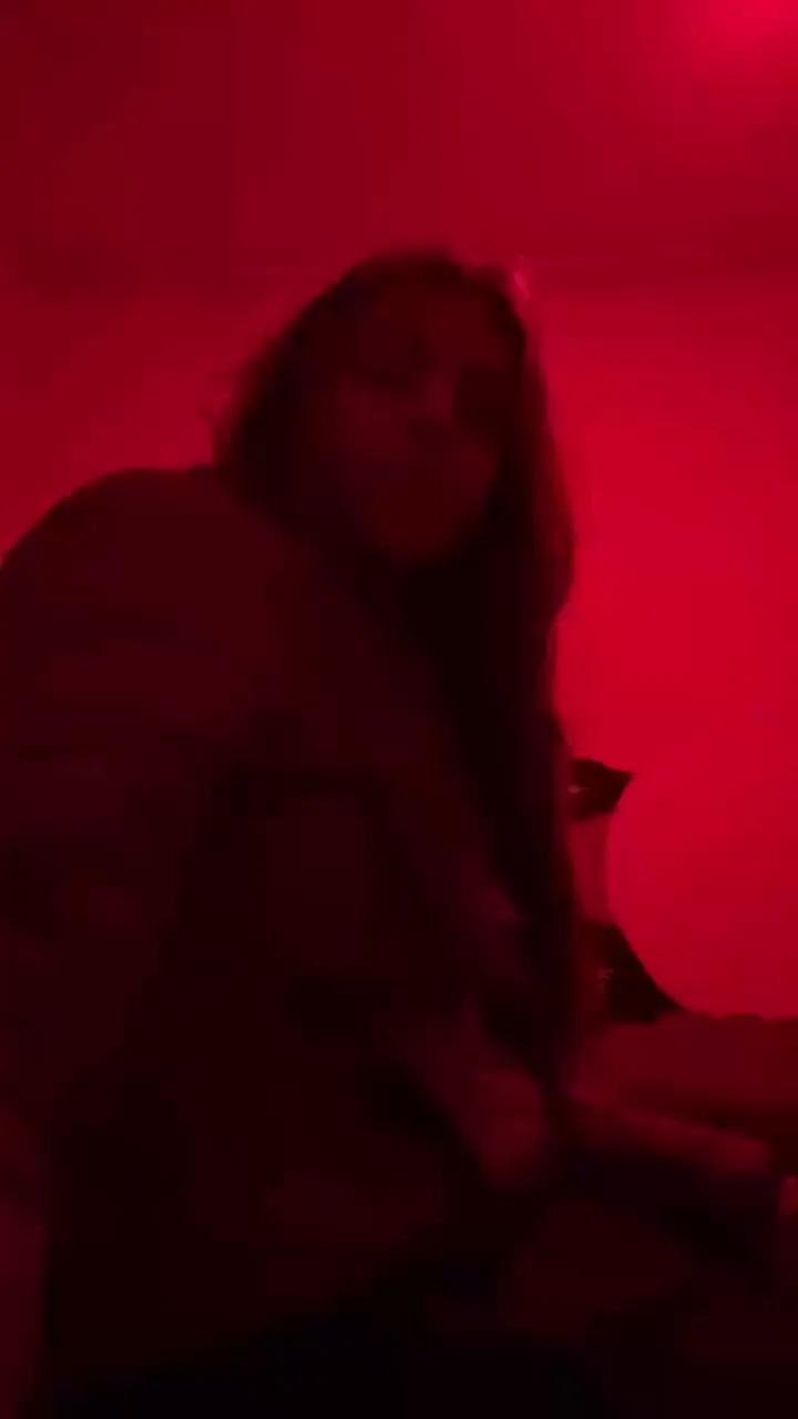 Offline cammydomm on Cam4