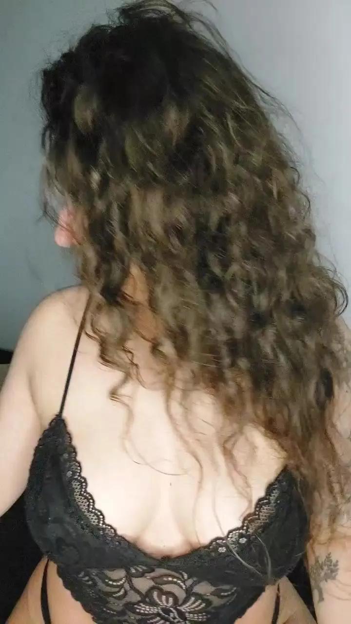 Offline Cande41xxx on Cam4
