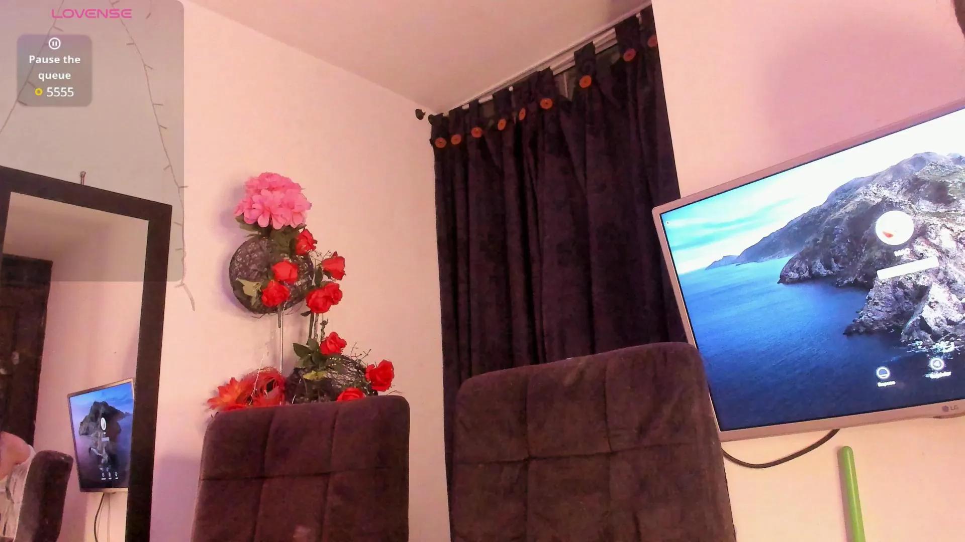 Offline Carlaxdreams on Cam4