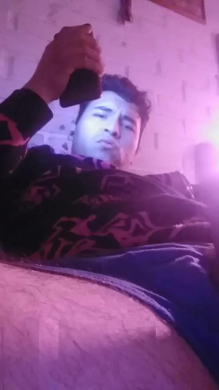 Offline CarlitosOmarpte on Cam4