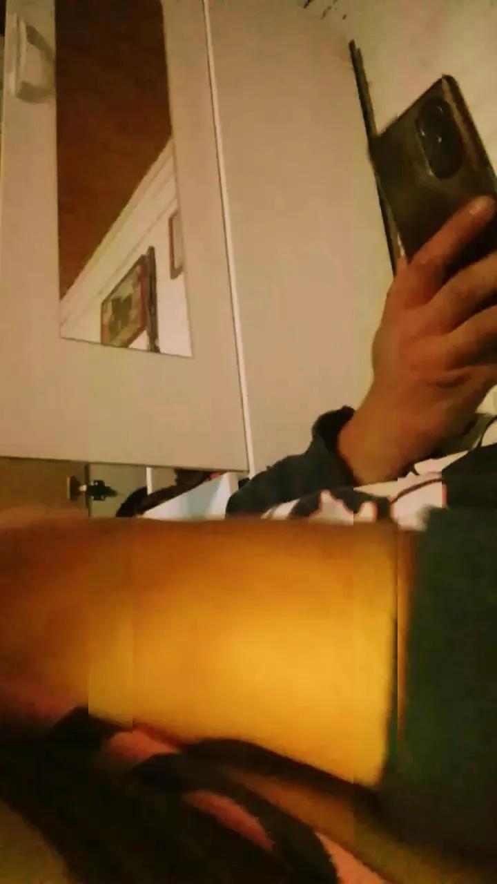 Offline CarlitosOmarpte on Cam4