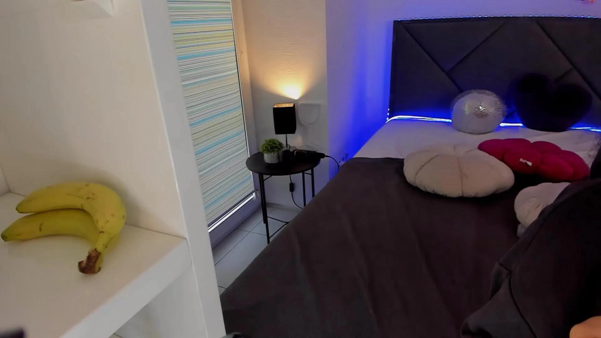 Offline CassieEvans on Cam4