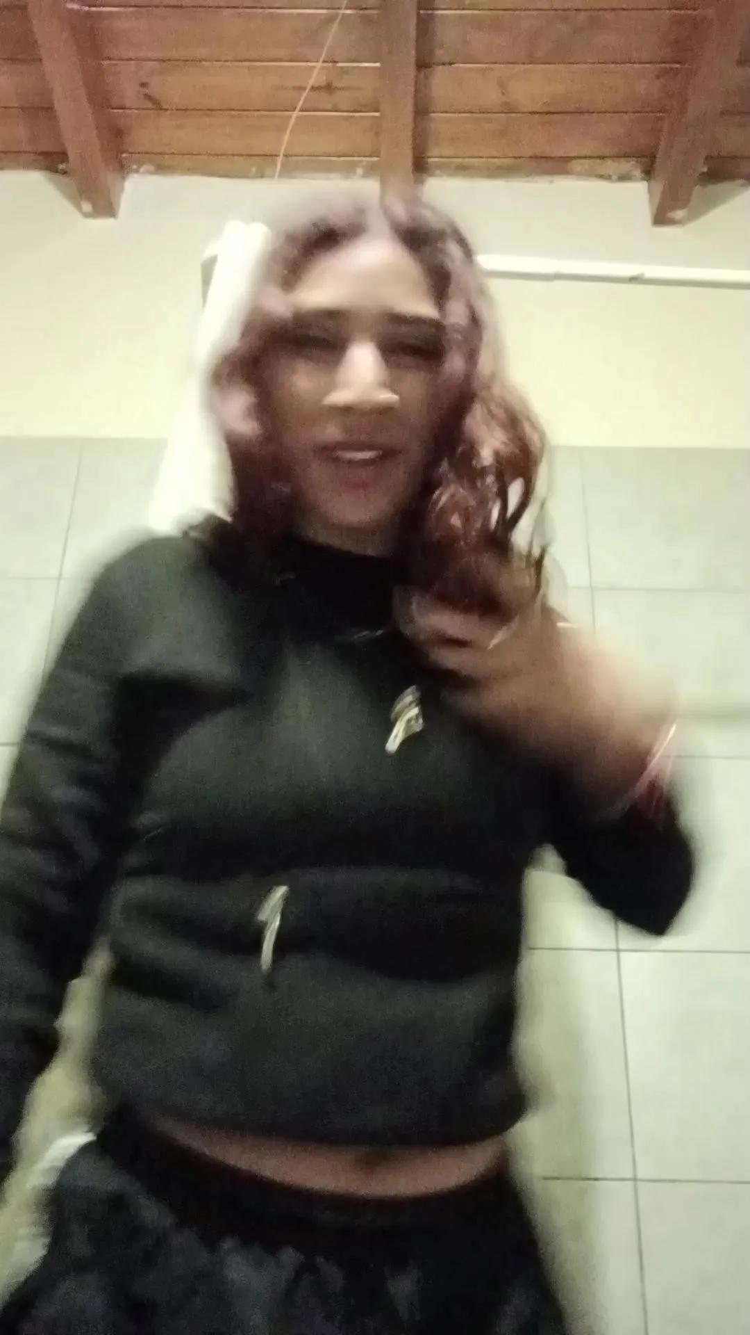 Offline Cata_Brown on Cam4