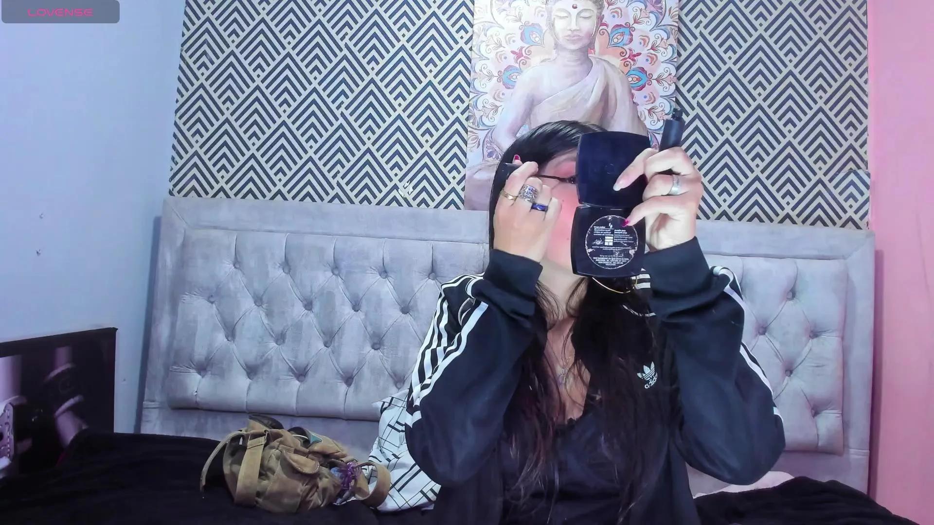 Offline catalina_herrer on Cam4