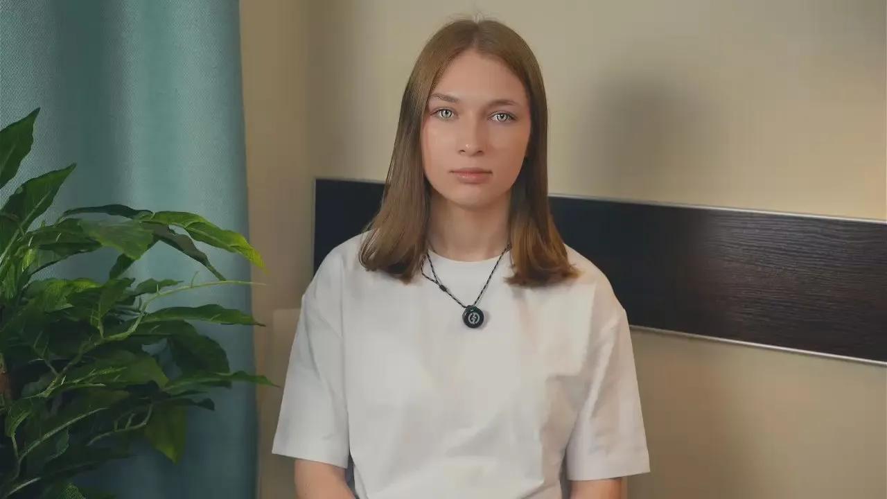 Offline CatherynUrso on Cam4