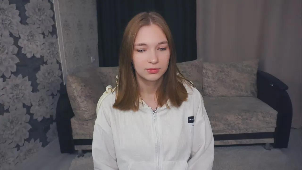 Offline CatherynUrso on Cam4