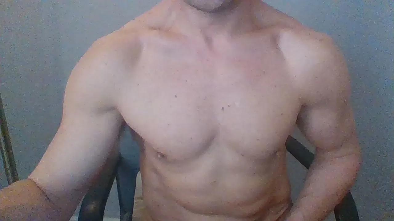 Offline Chart1985 on Cam4