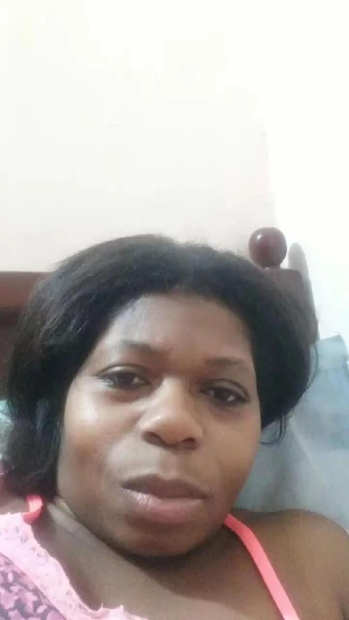 chocolatesexi3 on Cam4 