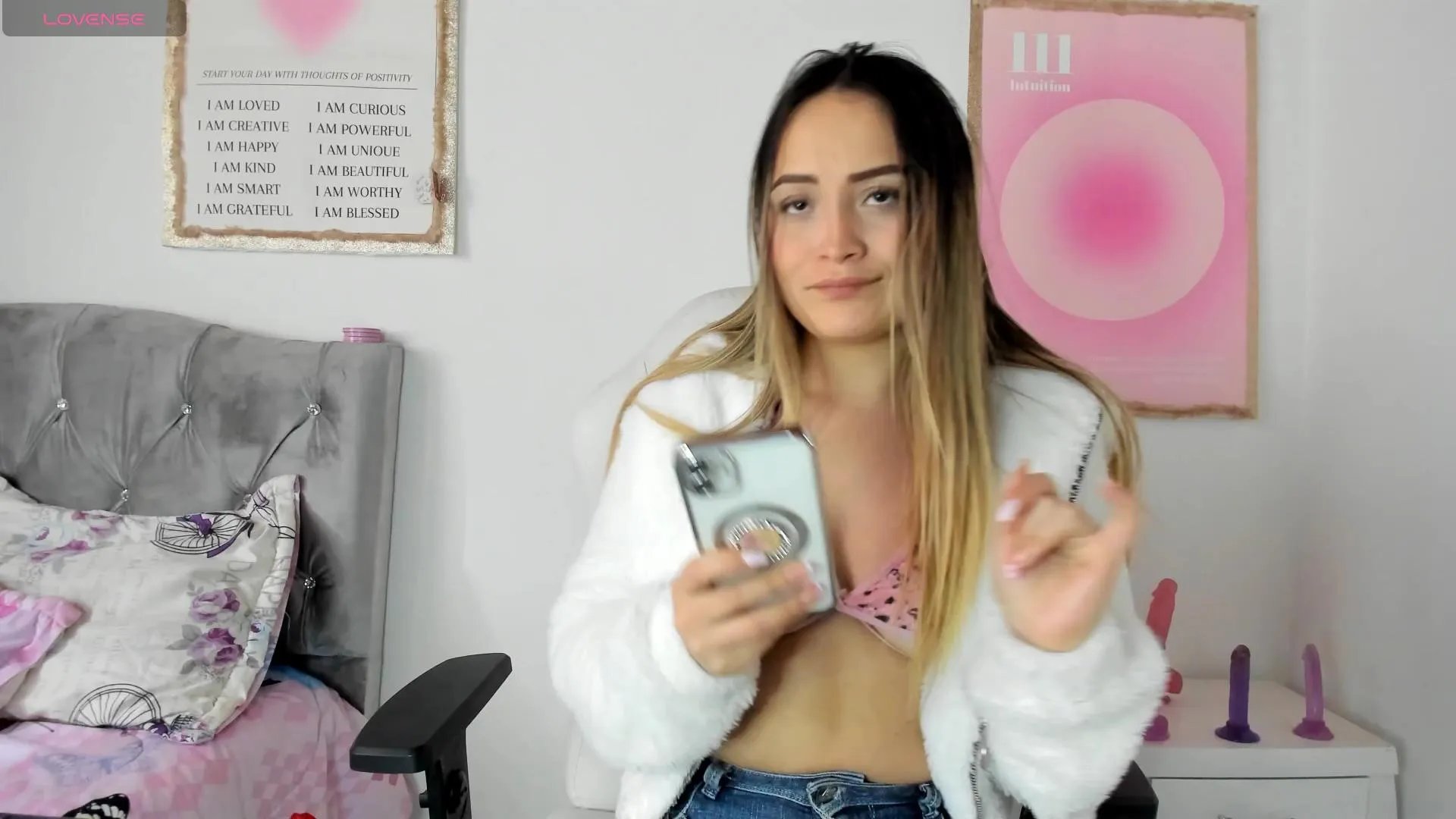 ciindy2_love_ on Cam4 