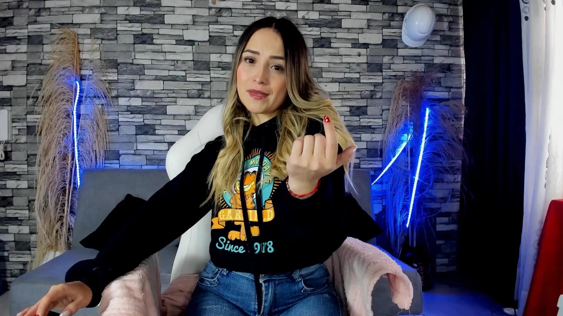 ciindy2_love_ on Cam4 