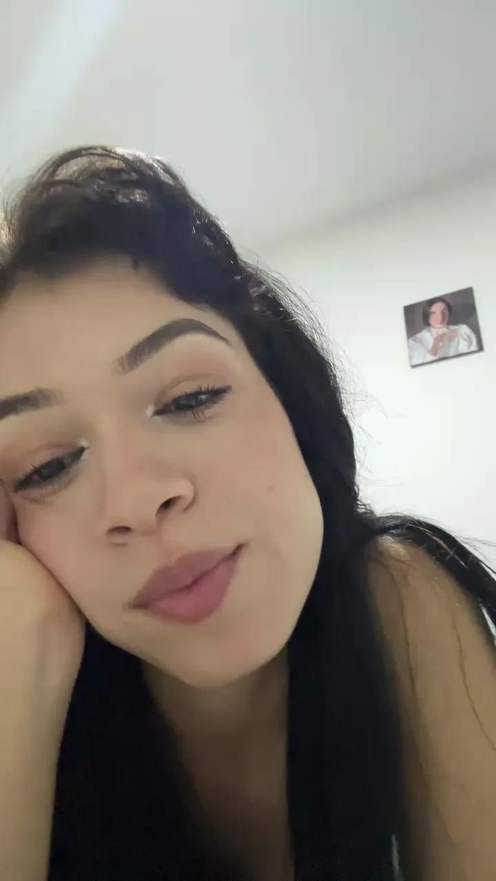 Offline couplehorny_1 on Cam4