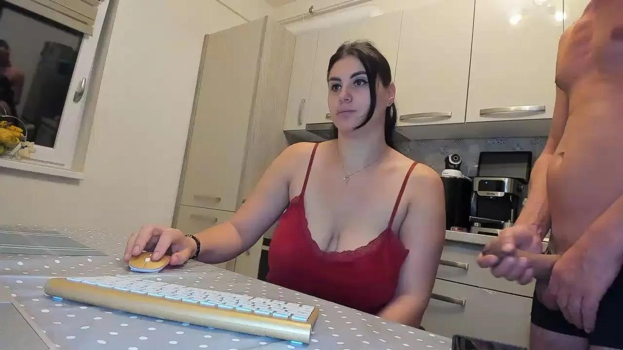 Offline cuplu299 on Cam4