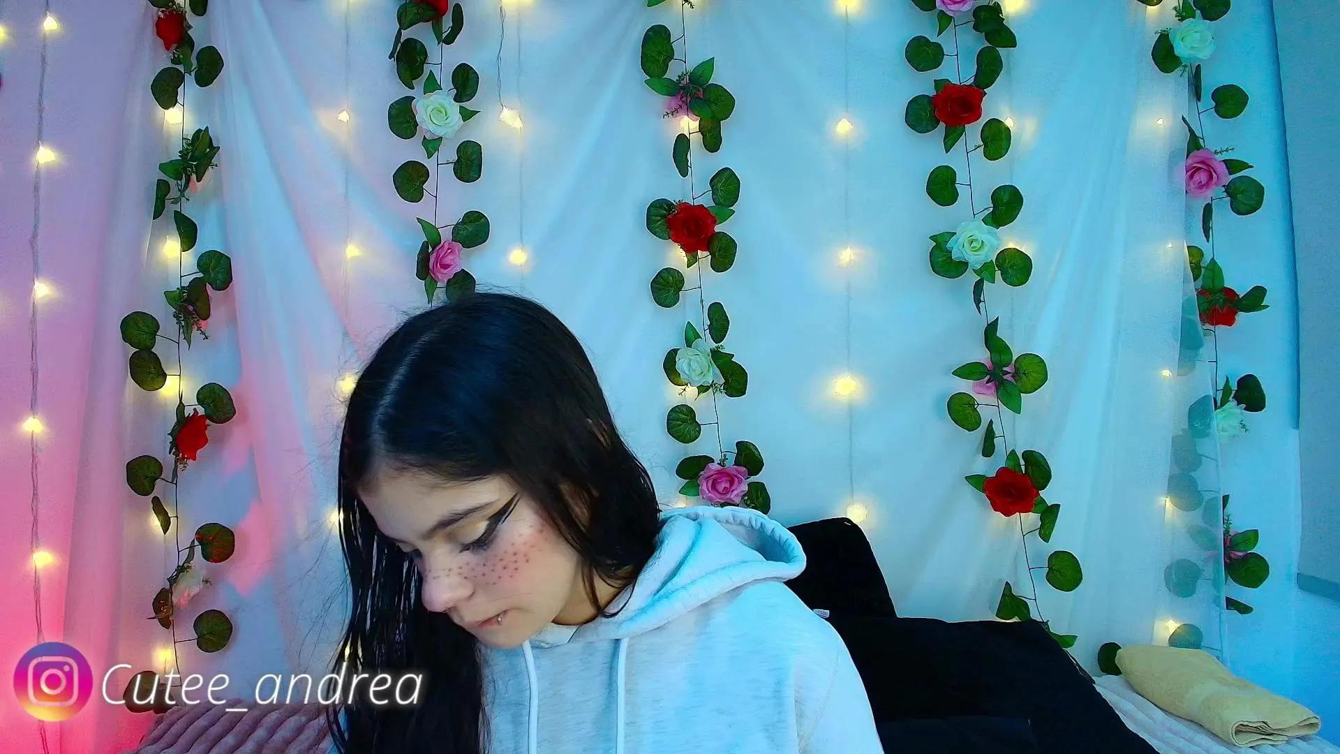 Offline cutee_andrea on Cam4