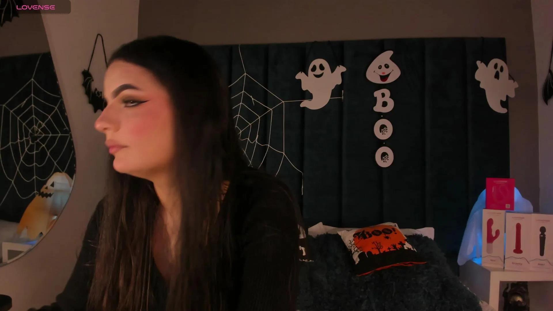 Offline Dana_Vegaa on Cam4