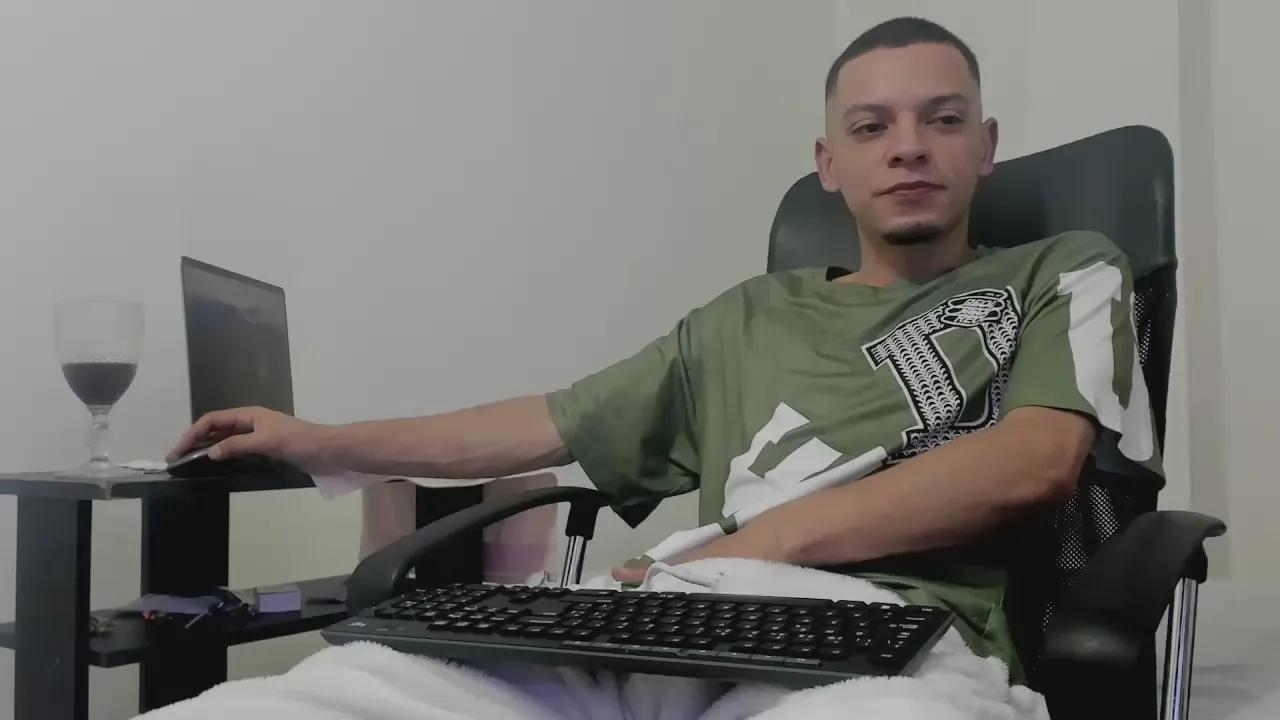 Offline dante_alpha1 on Cam4