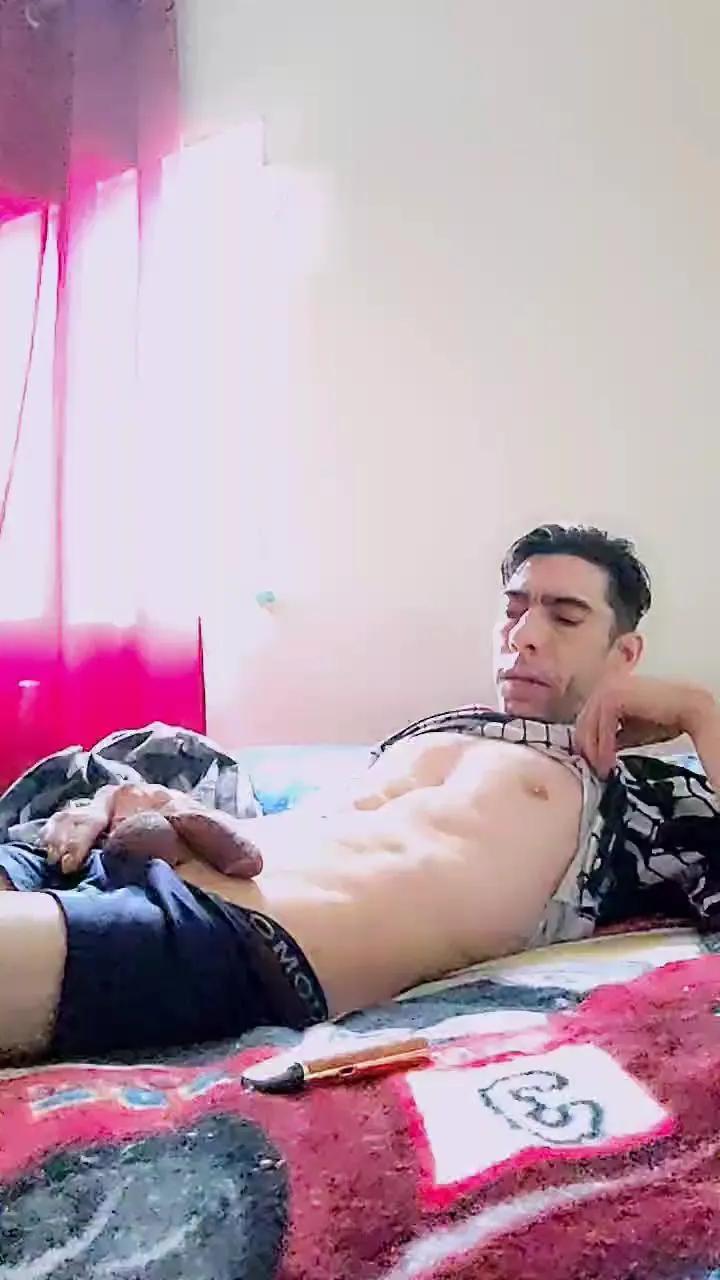 Offline deivicalexxx on Cam4