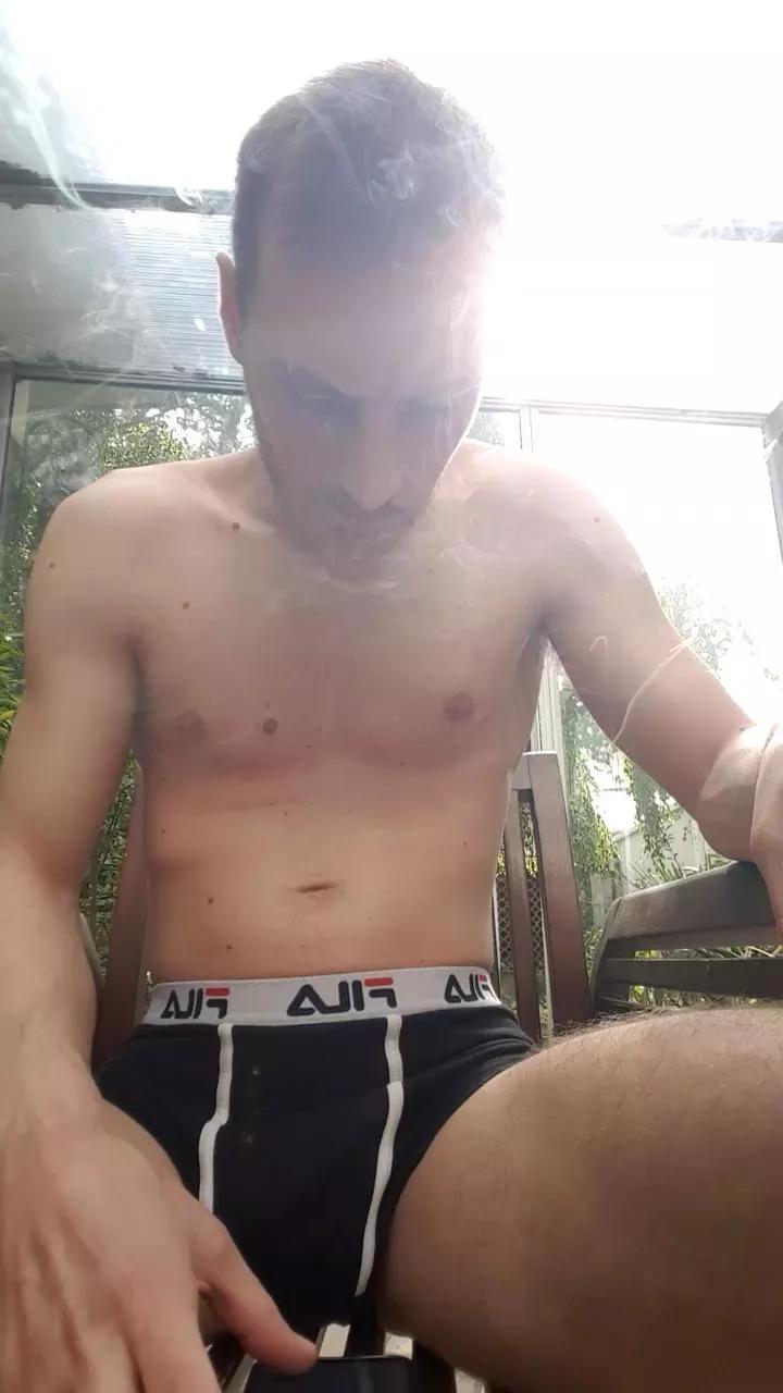 Offline Dickwolf91 on Cam4