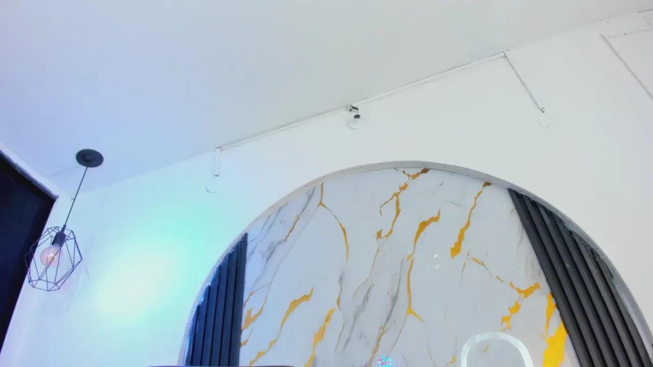 Offline dominic_anasis on Cam4