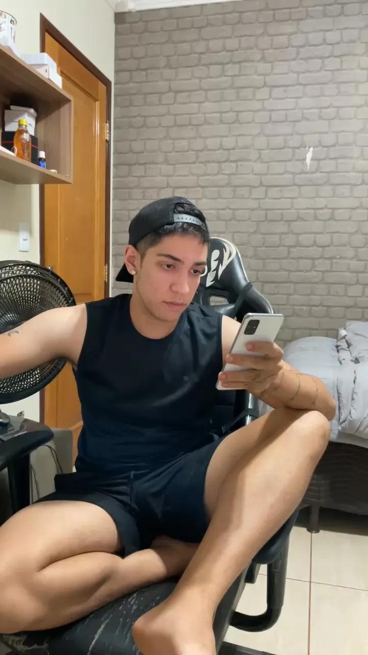 EDuardoBranco on Cam4
