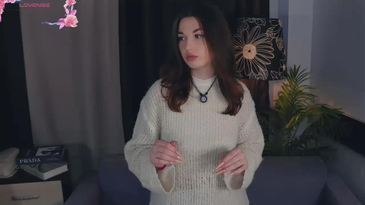 Offline EleneBeltre on Cam4