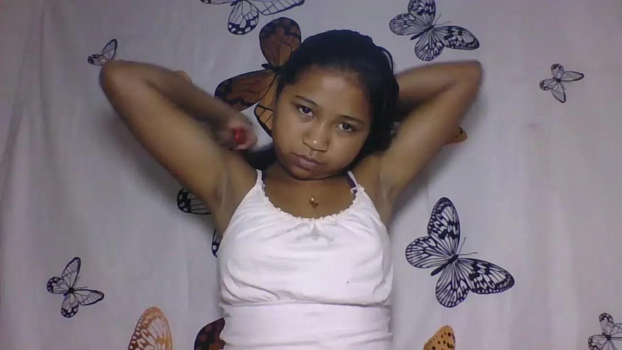 Offline elinah_xxx on Cam4