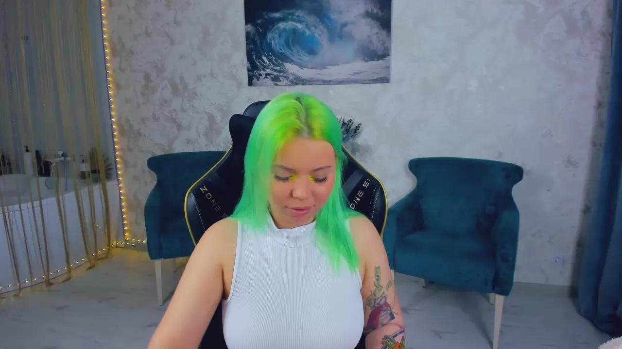 EnergyBunny_1 on Cam4 