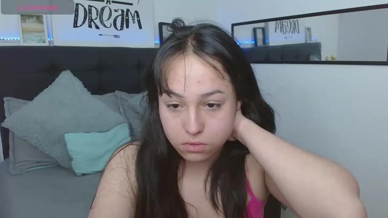 Offline Eymmy_24 on Cam4