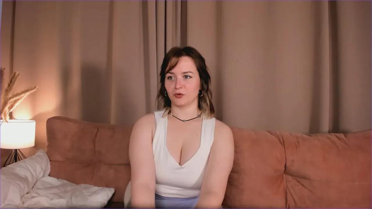FannyBeresford on Cam4 