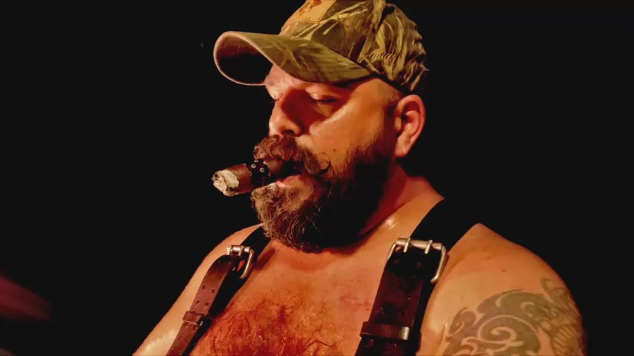 Offline fatmanfl on Cam4