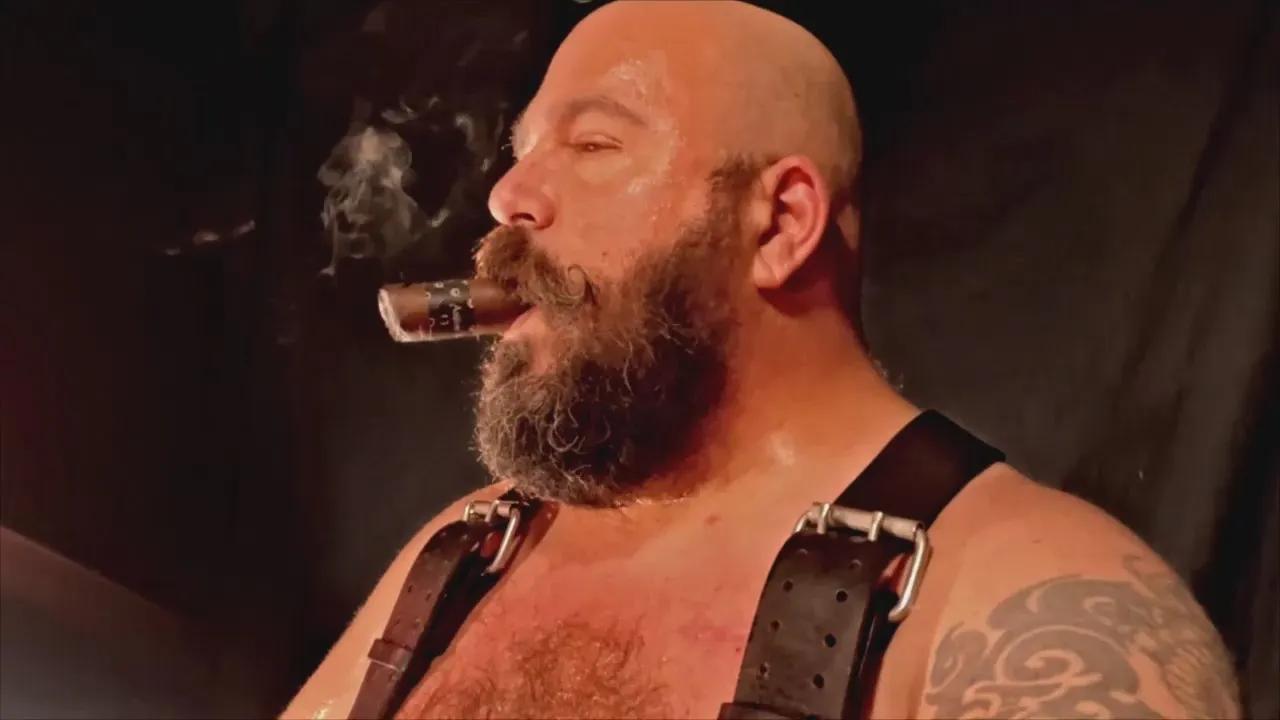 Offline fatmanfl on Cam4