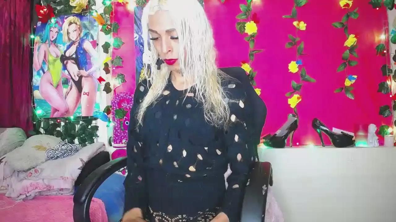 Offline flaquita_corall on Cam4