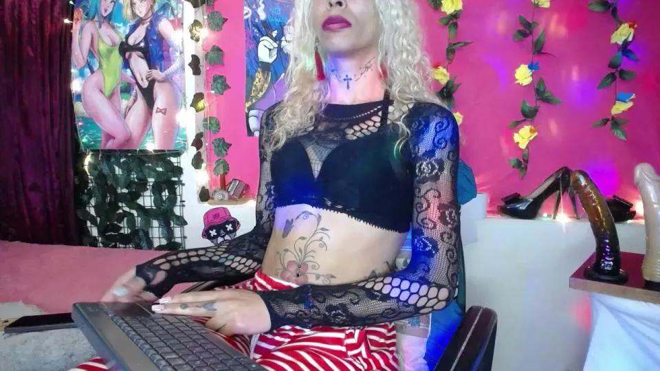 Offline flaquita_corall on Cam4