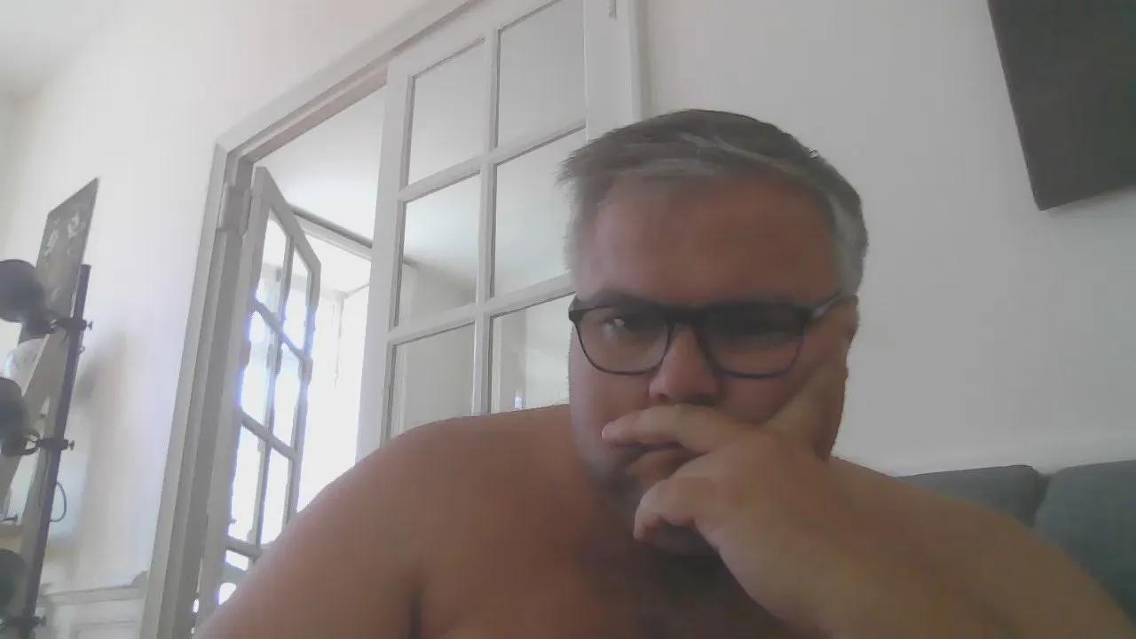 Offline flochon5656 on Cam4