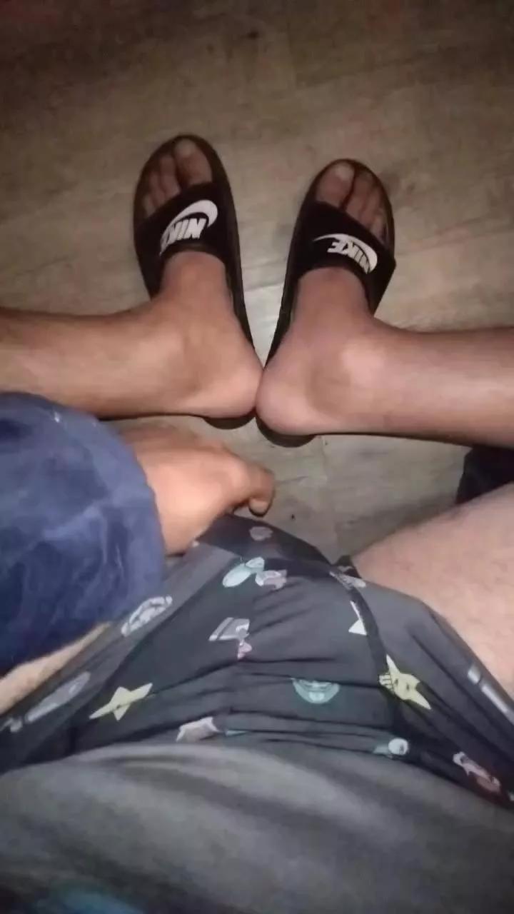 Offline Footjobest60 on Cam4