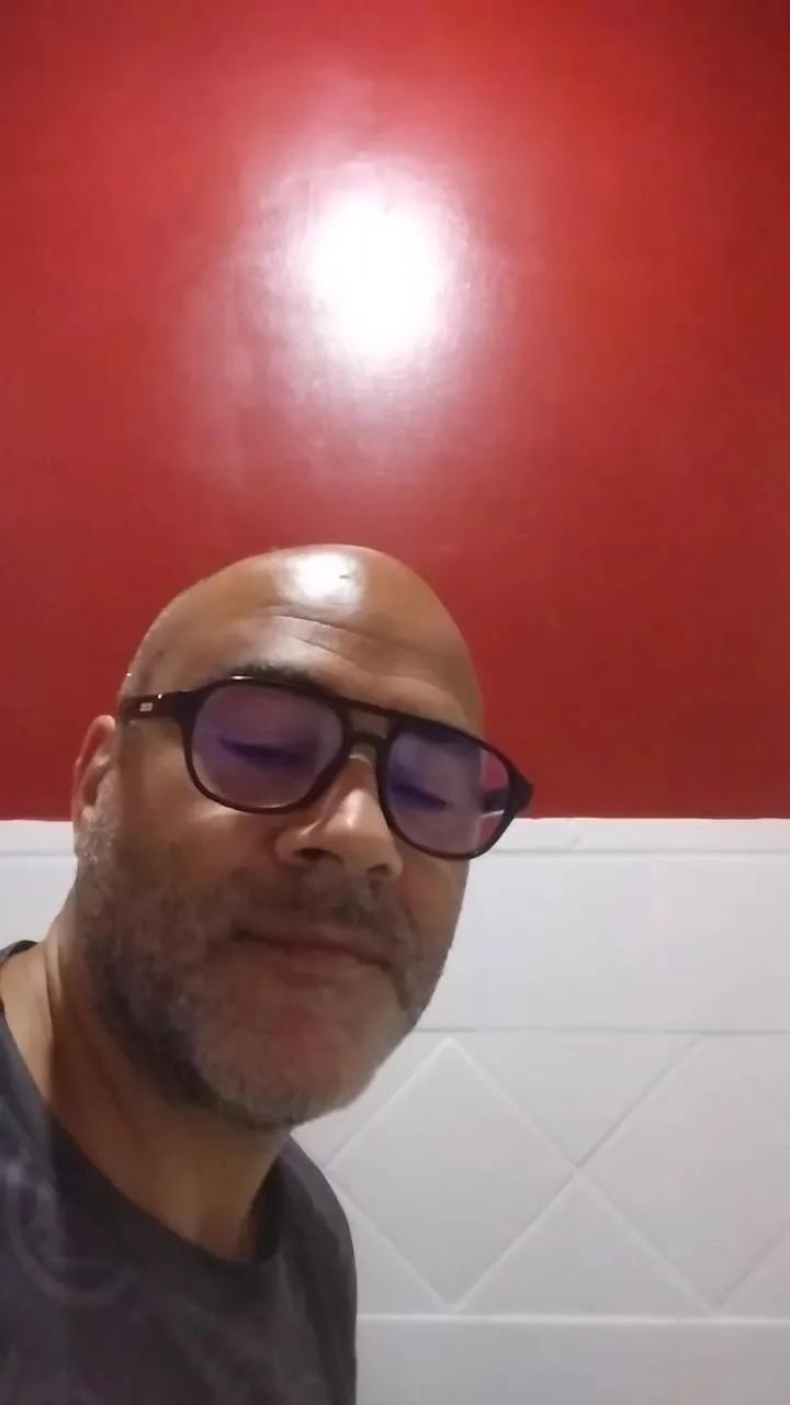 Offline Footjobest60 on Cam4