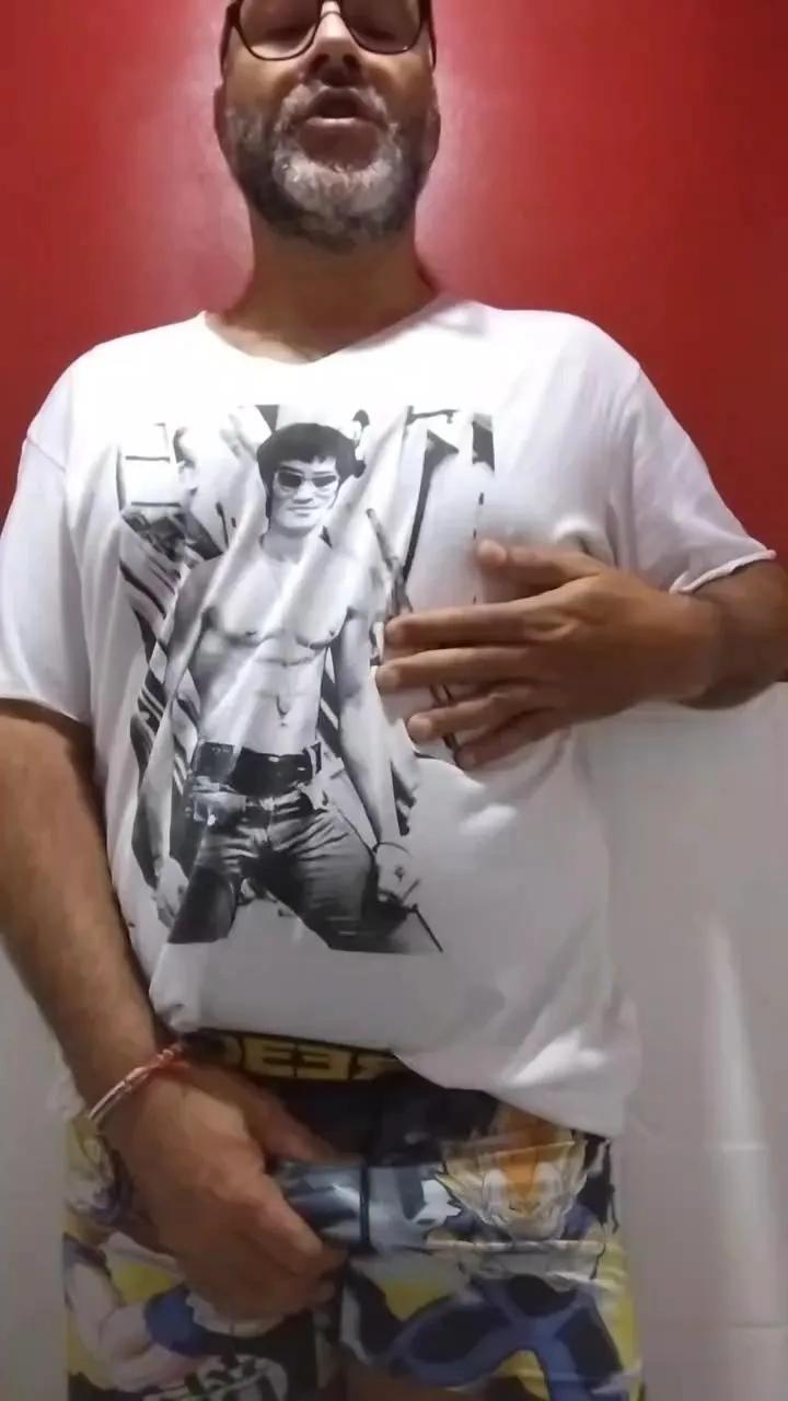 Offline Footjobest60 on Cam4