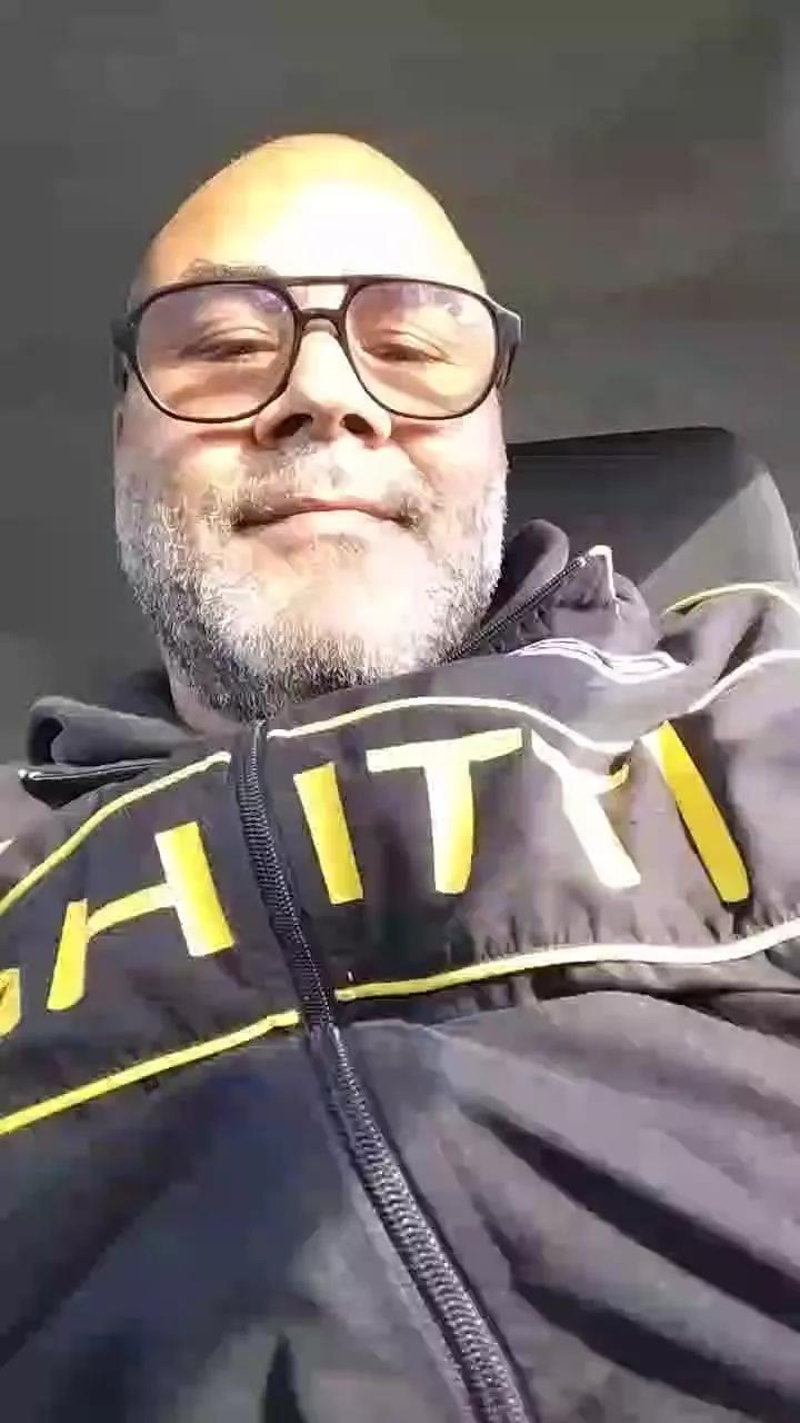 Offline Footjobest60 on Cam4