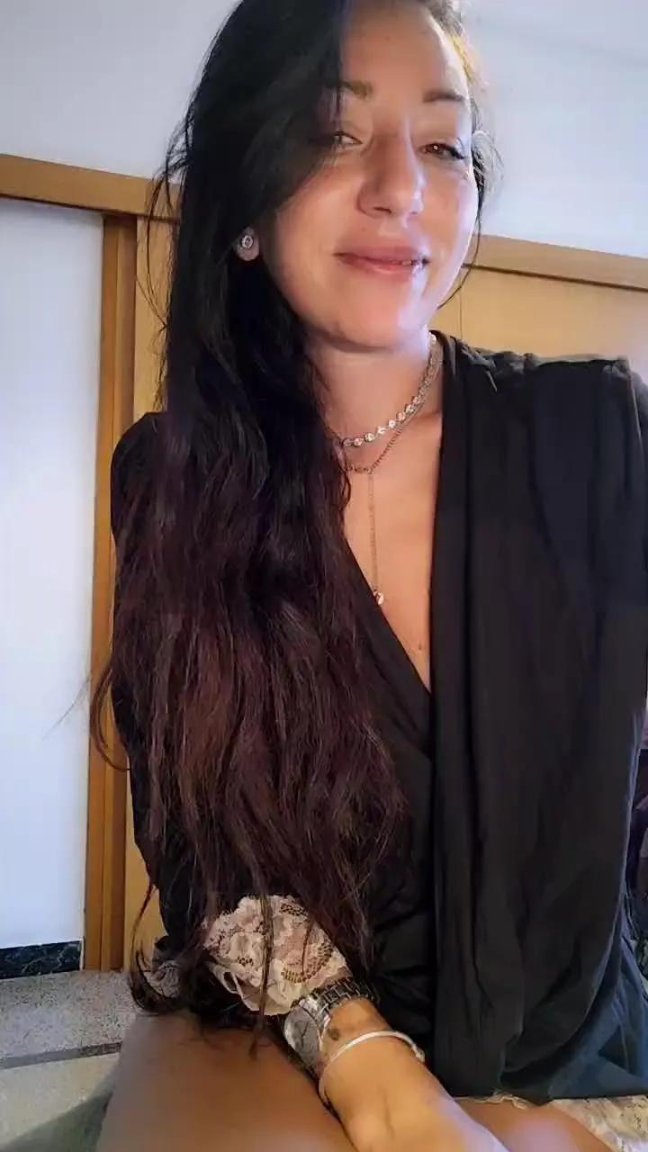 Offline GattaRossah on Cam4