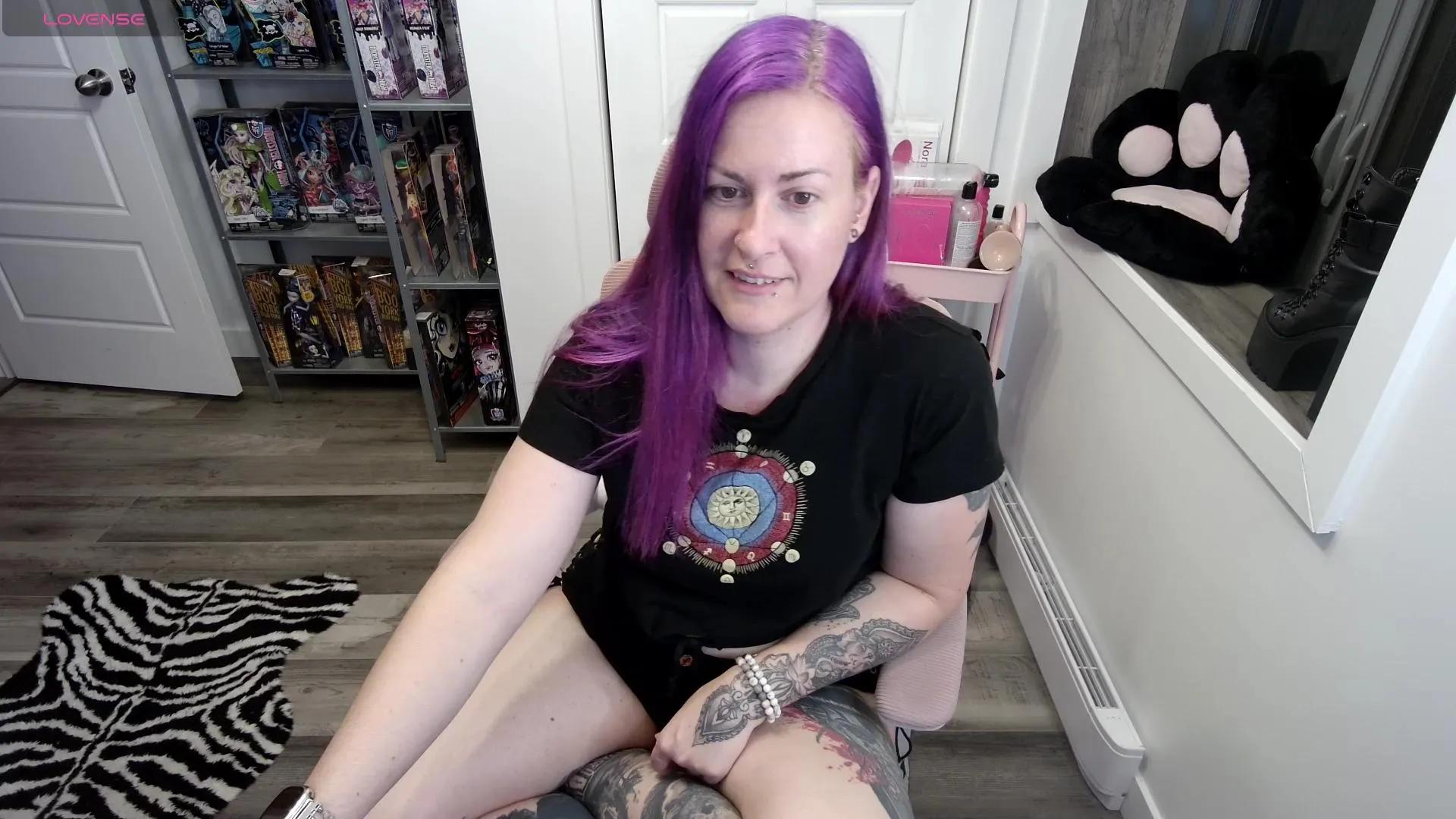 gennyrock on Cam4 