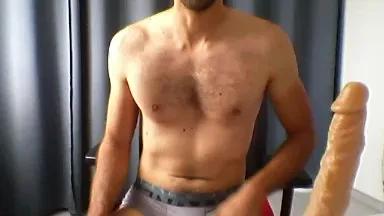 Offline Glucdick on Cam4