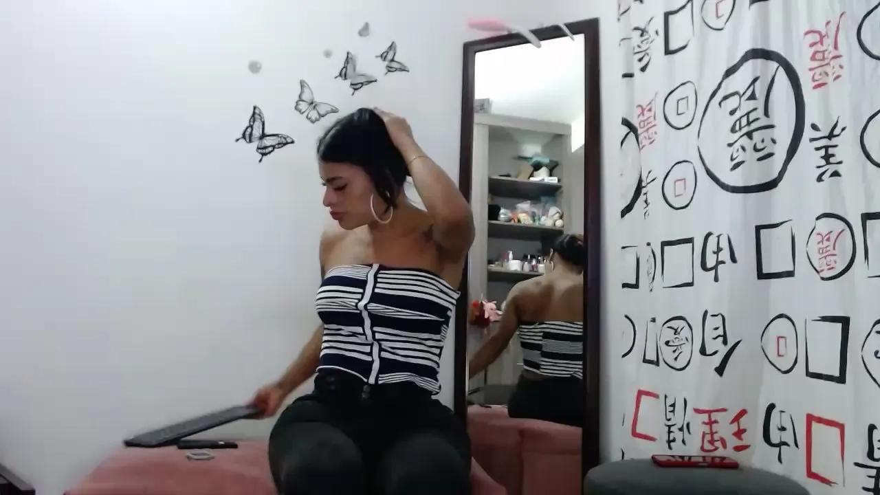 Offline Golositha29 on Cam4
