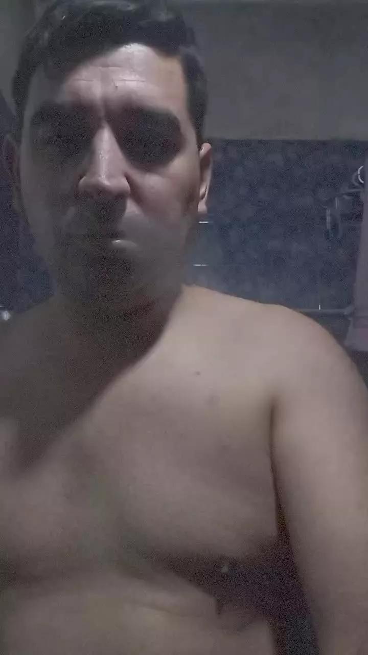 Offline gordito66 on Cam4